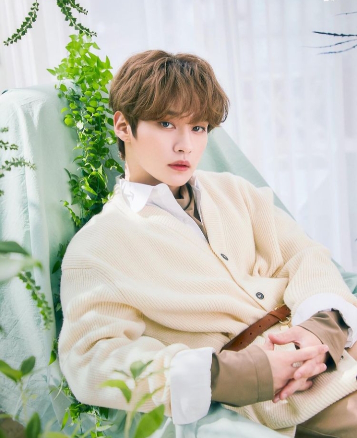 Lee Know Stray Kids Member Age Bio Wiki Facts More Kpop Lee Know Stray Kids Member Age Bio Wiki Facts More Kpop