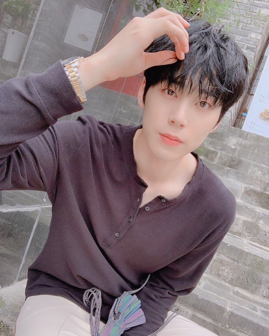 Dongwon (KNK Member) Bio, Wiki, Age, Facts & More - Kpop Members Bio