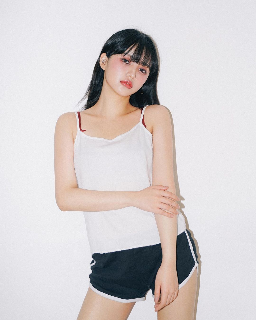 Yo-na (Girl Crush Member) Bio, Wiki, Age, Facts & More