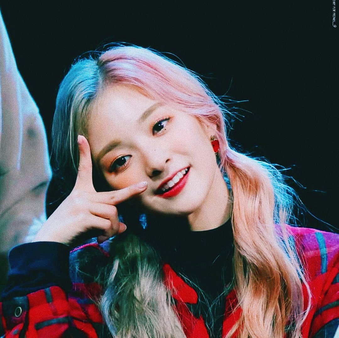 Nagyung (fromis_9 Member) Bio, Wiki, Age, Facts & More