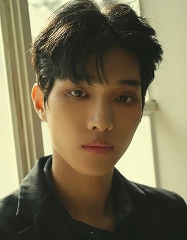 Seonghwan (MAXIMUM Member) Age, Bio, Wiki, Facts & More