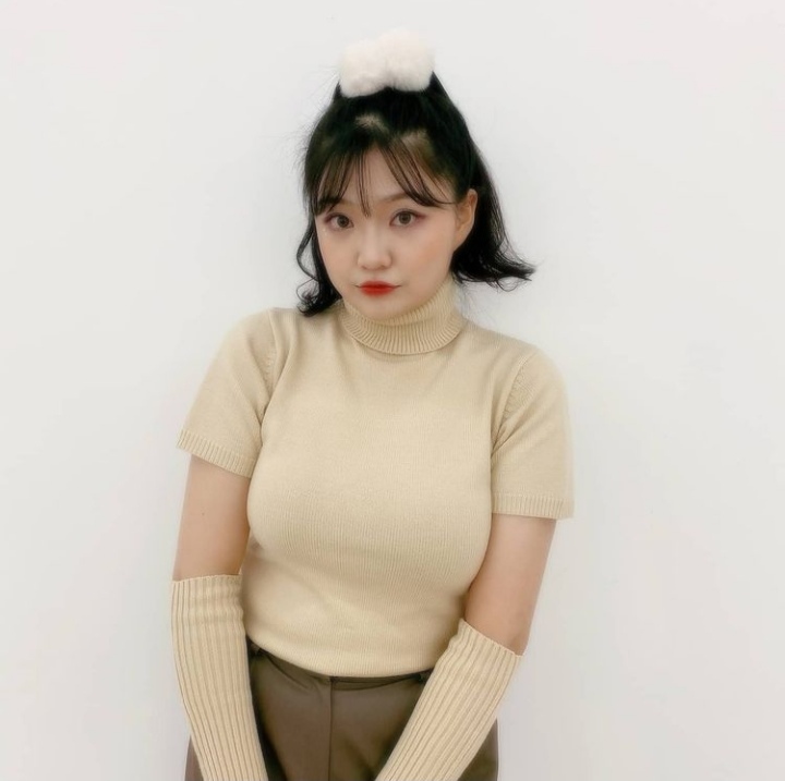 Roz Kim (SRZN Member) Age, Bio, Wiki, Facts & More