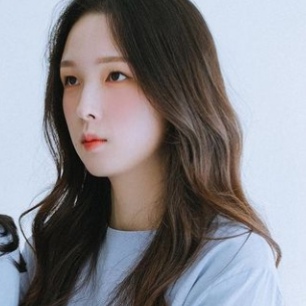 Sunyoung (Farb Member) Age, Bio, Wiki, Facts & More