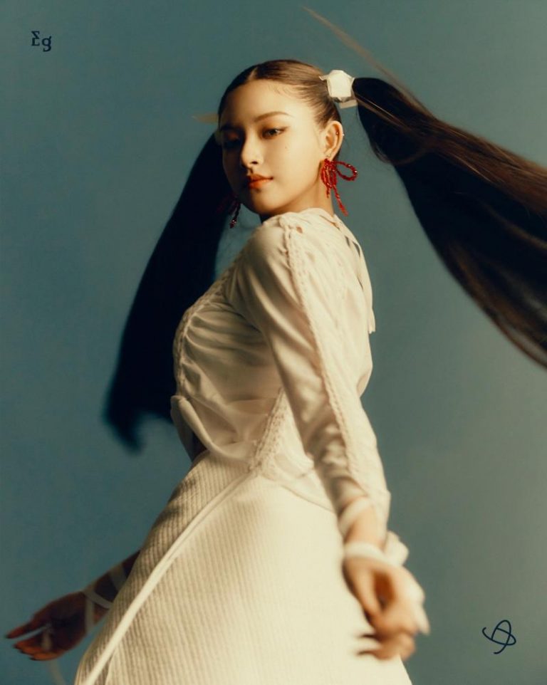 Yiren (EVERGLOW Member) Age, Bio, Wiki, Facts & More - Kpop Members Bio