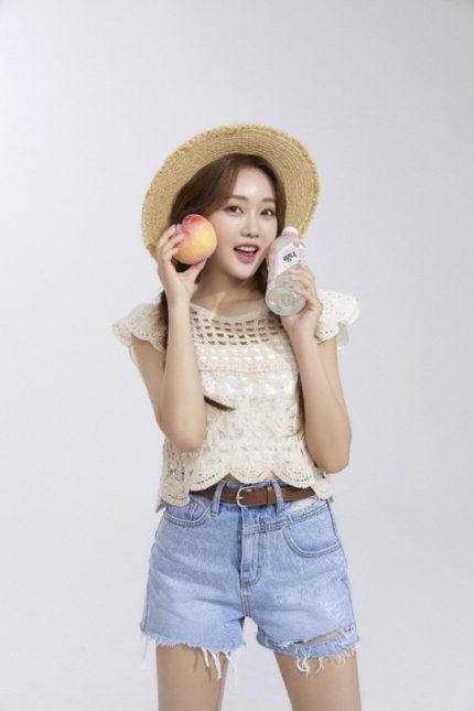 Hong Jiyun (Singer) Age, Bio, Wiki, Facts & More - Kpop Members Bio