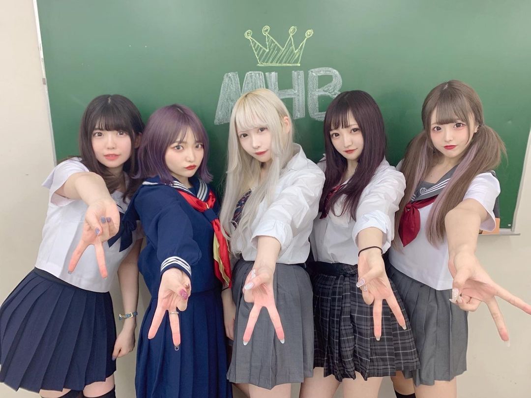 Yakousei Amuse Members (Age, Bio, Wiki, Facts & More) - Kpop Members Bio