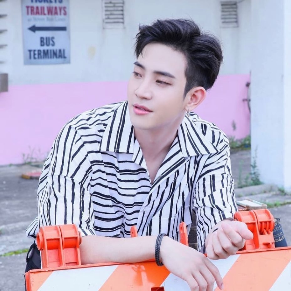 Hajoon (The Rose Member) Age, Bio, Wiki, Facts & More - Kpop Members Bio