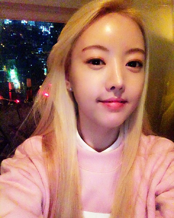 Jeonghwa (Singer) Age, Bio, Wiki, Facts & More - Kpop Members Bio